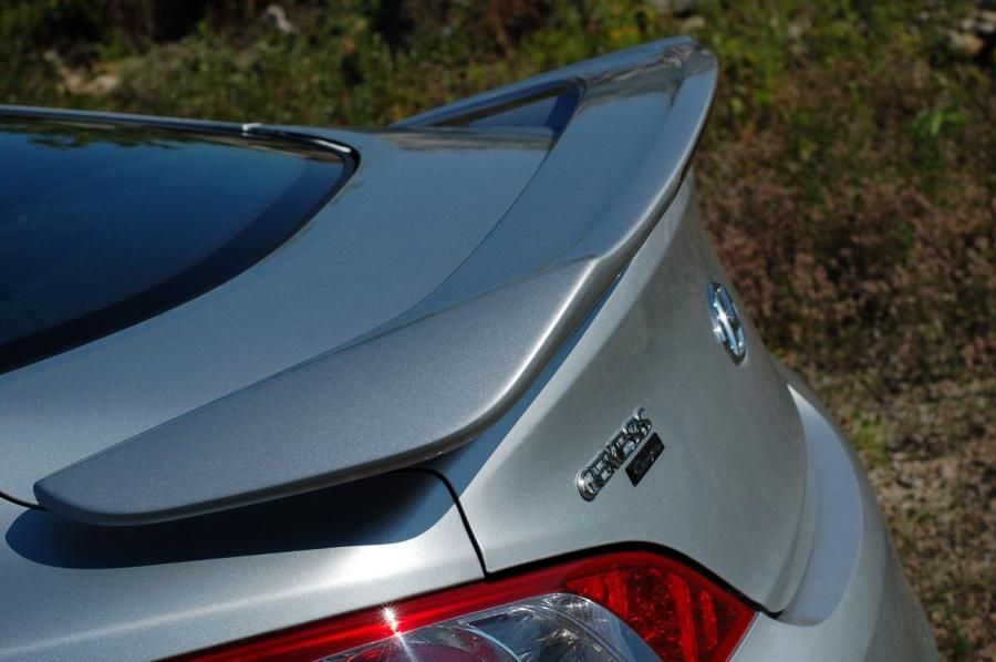  Hyundai Genesis Coupe 2.0T Track 2009 года  (фото 32 из 46)